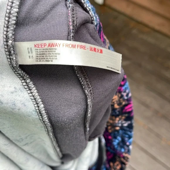 Anthropologie Daily Practice floral crop pants size 2X - Picture 5 of 5